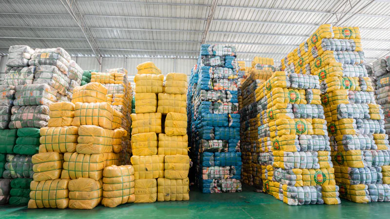 重庆基地成品包仓储现场